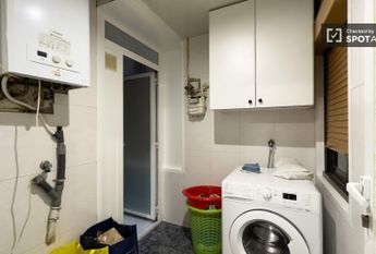 barcelona, Catalonia 08042