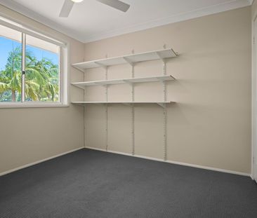 Beautifully Presented Townhouse - Photo 5