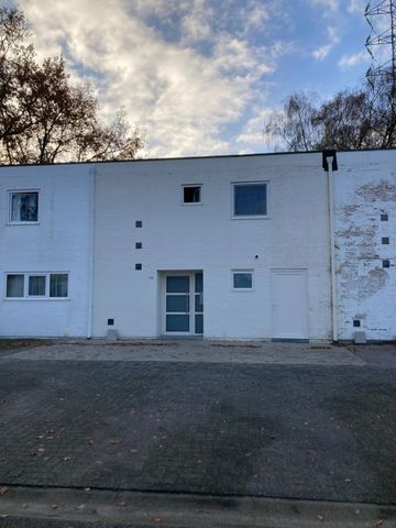 Huis - Te huur - Foto 4