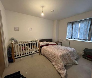 Sq Feet - Ground Floor Bed - Griffin Court, Luton, LU2 - Photo 3