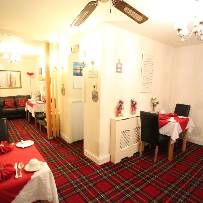 1 bedroom in a house share to rent - Photo 1