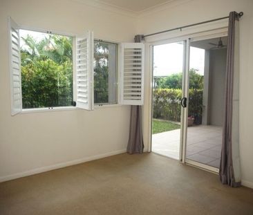 Peaceful Ground-Floor Unit in Prime Redlynch Location - Photo 4