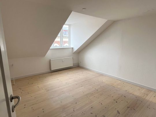 Stor lejlighed centralt i Aarhus - Photo 1