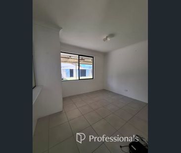 111 Barton Drive, Australind, WA 6233 - Photo 3