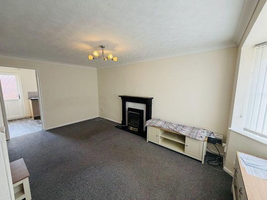 2 bedroom semi-detached house to rent - Photo 1