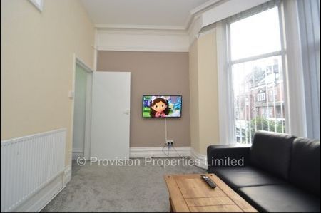 2 Bedroom Flats in Hyde Park - Photo 2