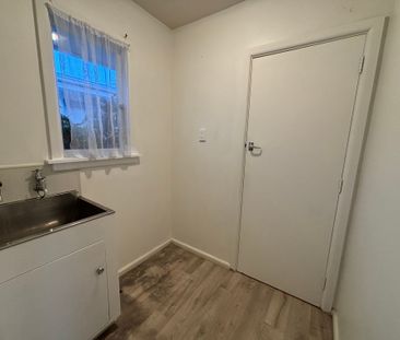 10 Waiau Street, Cracroft - Photo 4