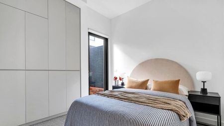 10 Queen Street, Fitzroy North VIC 3068 - Photo 2