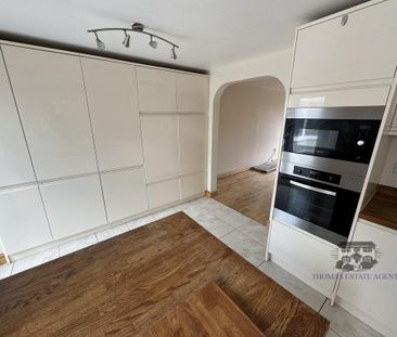 4 bedroom detached house to rent - Photo 6