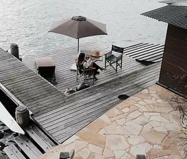 Waterfront Luxe � Architecturally Designed Home with Boatshed - Photo 4