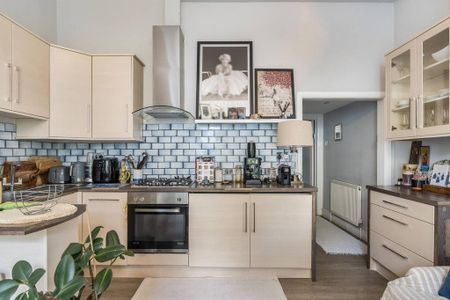 1 bedroom flat to rent - Photo 5