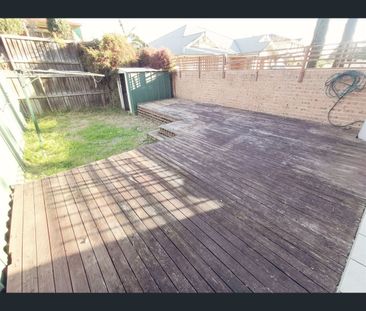 35 Huntley Drive, Blacktown, NSW 2148 - Photo 3