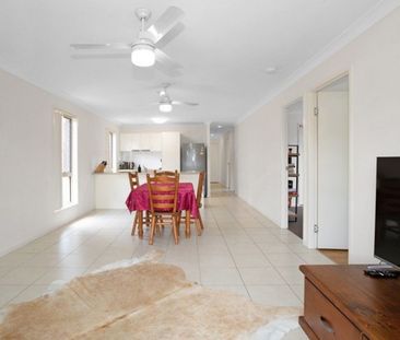 Affordable, Fully Air Conditioned, Family Home in Blacks Beach - Photo 3