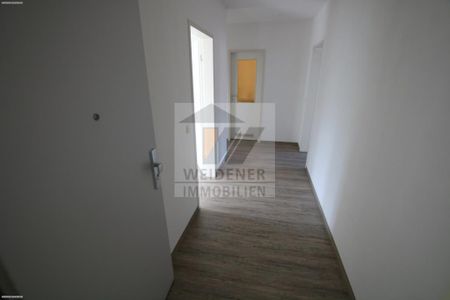2 Raum DG-Wohnung mit Balkon und Blick ins Grüne. Bad mit Wanne! In Weida! - Foto 5