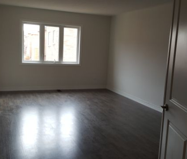 For Lease - 71 Fingland Crescent, Hamilton, Ontario - Photo 5