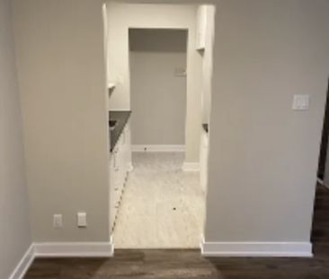 PREMIER MOIS GRATUIT! Appartement 2 Cha - Photo 3