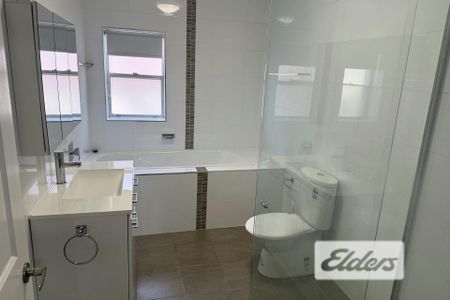 4 Orient Road - Photo 4
