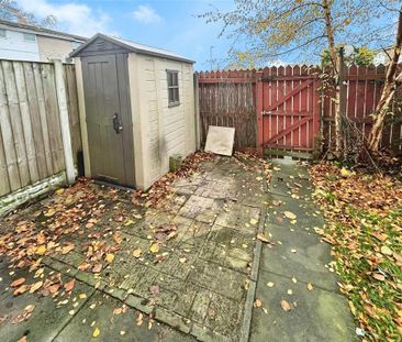 3 bedroom terraced house to rent - Photo 4