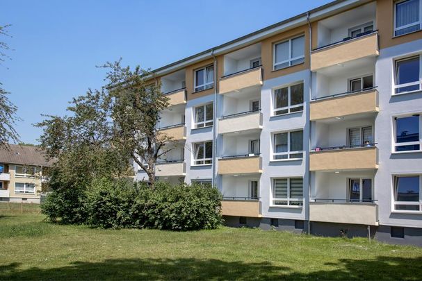 Familienfreundliche 3,5 Zimmer Wohnung mit Balkon und Bezugsfertig, nähe Zoom - Photo 1