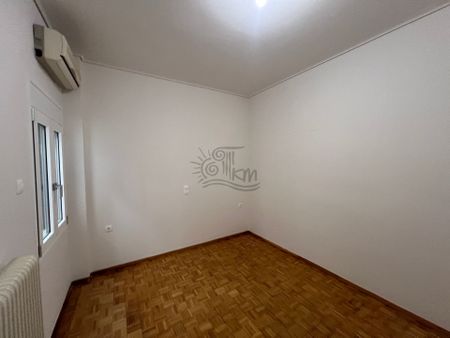 Ηράκλειο, Δημοκρατίας. Ενοικιάζεται πλήρως ανακαινισμένο γωνιακό οροφοδιαμέρισμα τεσσάρι 145 τμ, μόλις λίγα βήματα από το κέντρο της πόλης. - Φωτογραφία 4