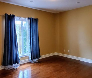 For Lease - 3751 19th Avenue, Markham, Ontario - Photo 3