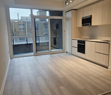 For Lease - 110 Broadway Avenue Unit# 217, Toronto, Ontario - Photo 2