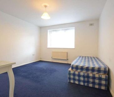 James Dudson Court, Wyborne Way, London, NW10 - Photo 5