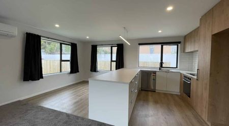 Brand New Build on Crinan - Photo 2