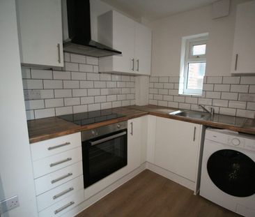 Studio flat to rent on - Photo 6