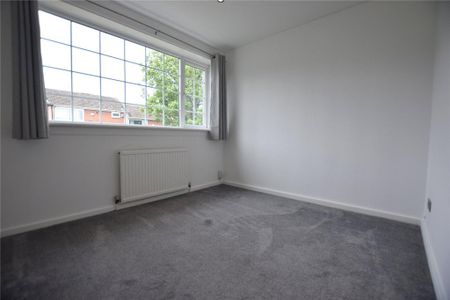 3 bedroom end of terrace house to rent - Photo 5