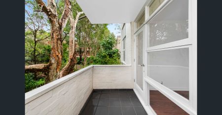 Renovated One Bedroom Apartment in the Heart of Cammeray - Photo 5