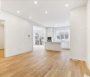 925 HICKORY CRESCENT - Photo 4