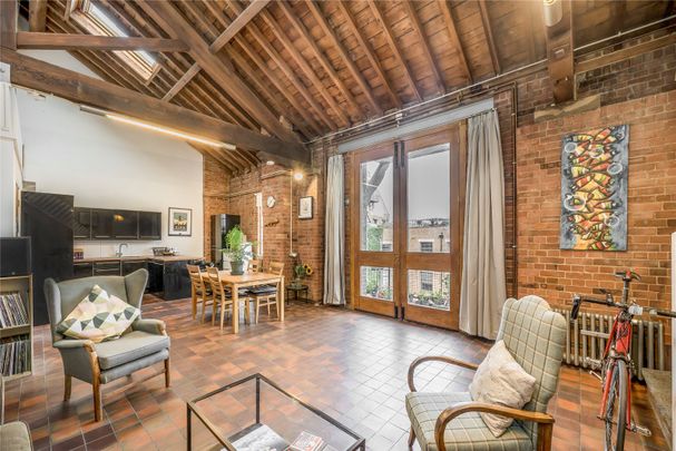 Morris Road, E14 - Photo 1