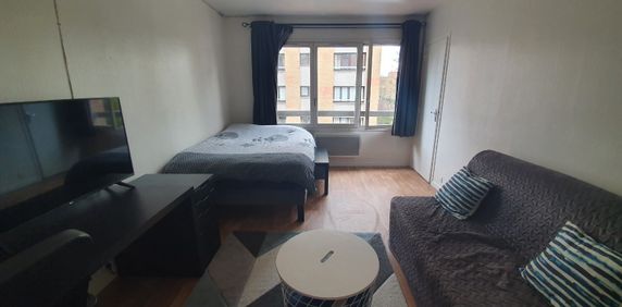 Location Appartement 1 pièce 26m² LILLE 59000 - Photo 2