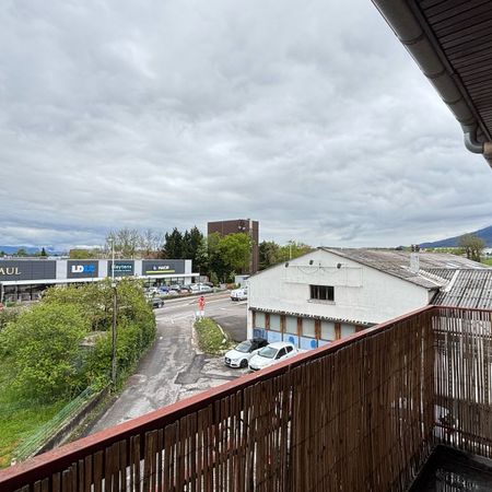 Location Appartement 1 pièce 31m² - Photo 4