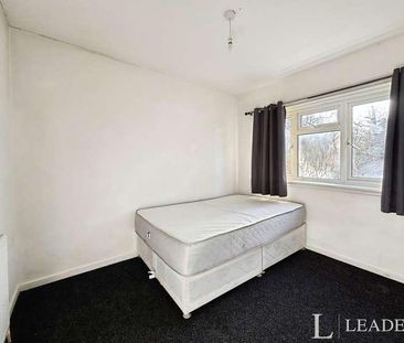 The Hides, Harlow, CM20 - Photo 2