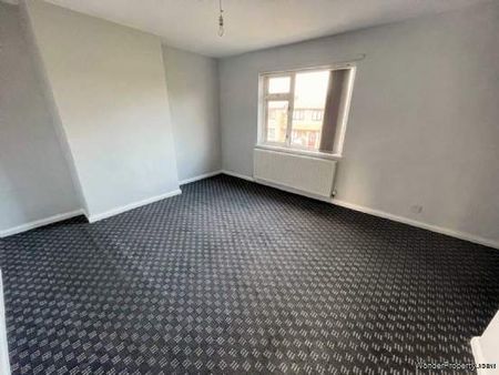 2 bedroom property to rent in Oldham - Photo 2