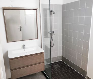 T3 de 77 m² – Résidence Les Portes du lagon 2 – Ravine Blanche Sain... - Photo 4