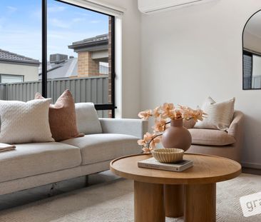 MODERN 3 BEDROOMS IN PRIME CLYDE LOCATION - Photo 3