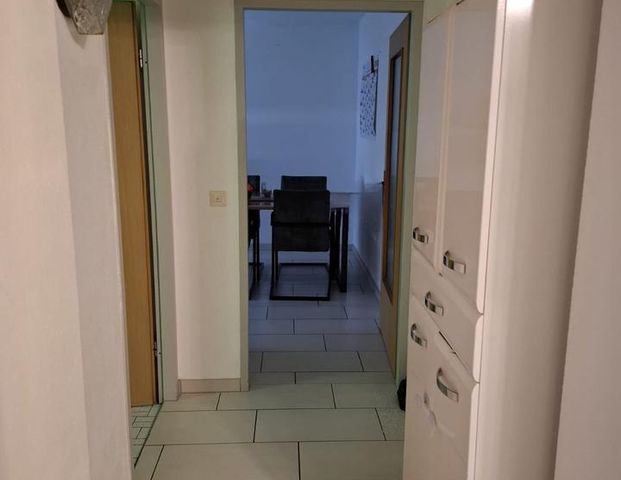 Schöne geräumige 4 Zimmer-Wohnung - Photo 1