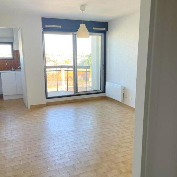 F1 24.15 m², balcon. Cuisine indépendante équipée. - Photo 1