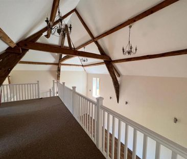4 bedroom detached house to rent - Photo 6