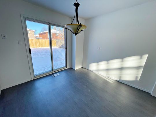 For Lease - 567 Millard Street, Whitchurch-Stouffville, Ontario - Photo 1