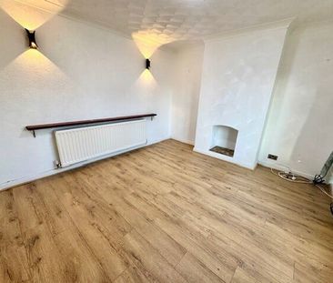 Cover Drive, Barnsley, Darfield - Photo 1