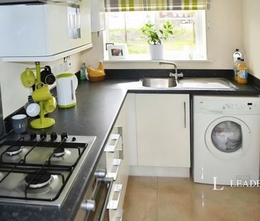 3 bedroom mid-terrace to rent Kingsgate, Market Deeping PE6 - Photo 4