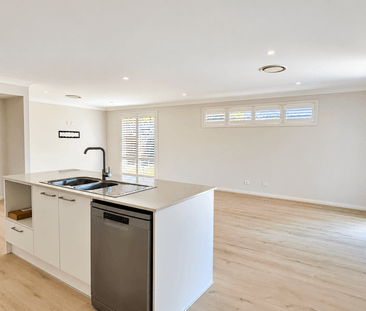 Contemporary Home with Coastal Lifestyle Appeal - Photo 6