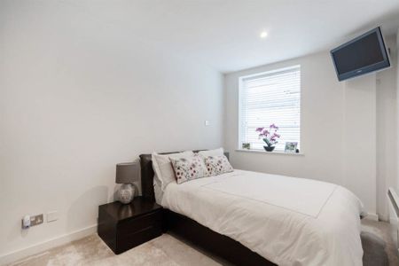 Park House Apartments, Leeds City Centre, LS1 5HB - Photo 5