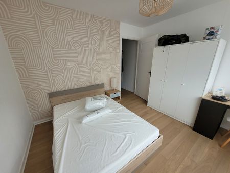 Location Appartement 3 pièces 73m² LOOS 59120 - Photo 4