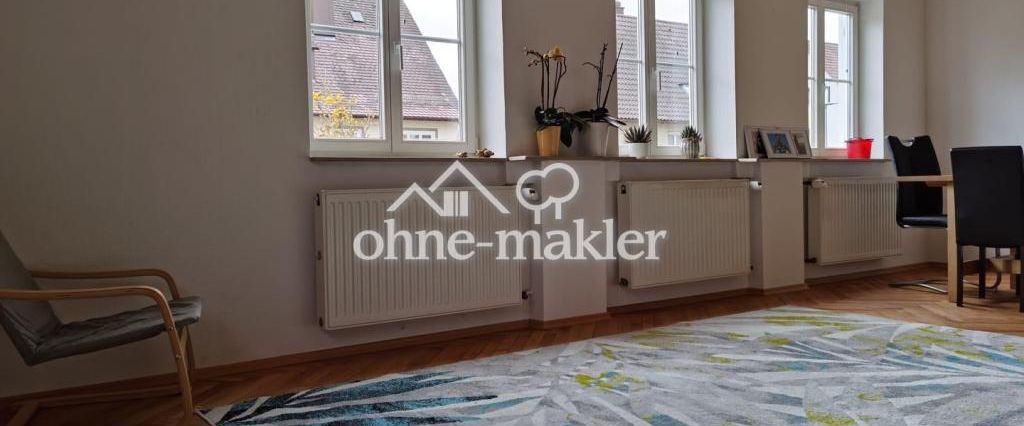 Attraktives Doppelhaus mit sieben Zimmern und Einbauküche im Zentrum von Rottweil - Photo 1