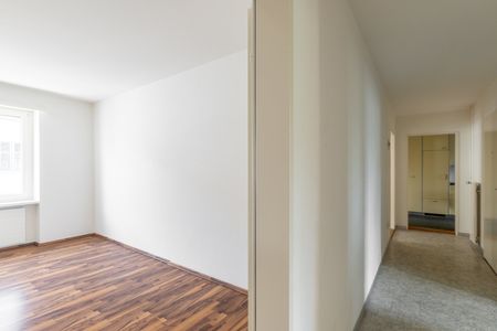 4.5 Zimmer, 83 m², 2. Stock - Foto 3